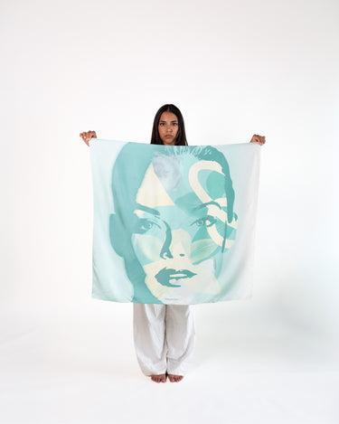 the Focus scarf